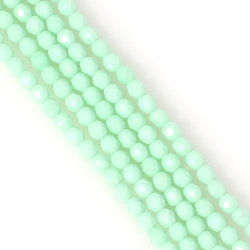 Fil de perles de Bohème rondes facettées 5mm vert menthe opaque