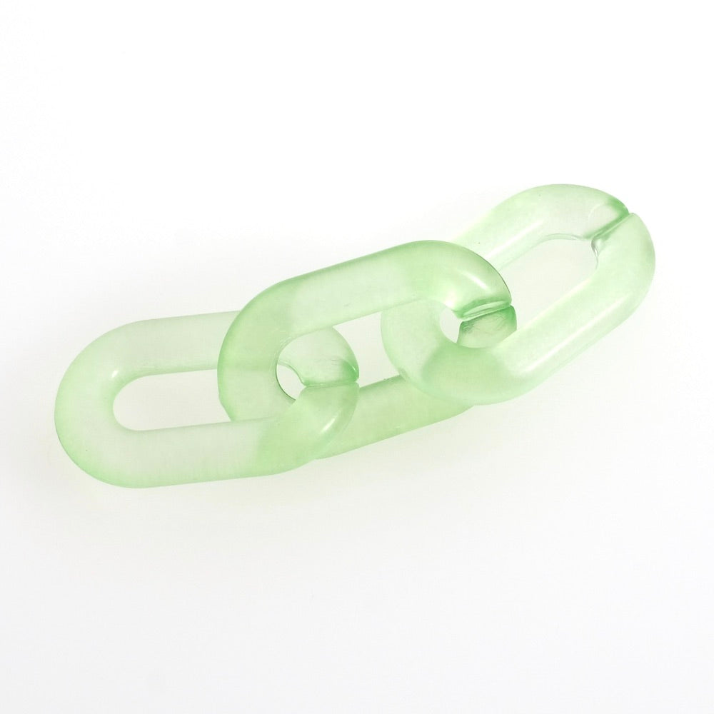 4 maillons ovale 31mm en acétate vert transparent mat