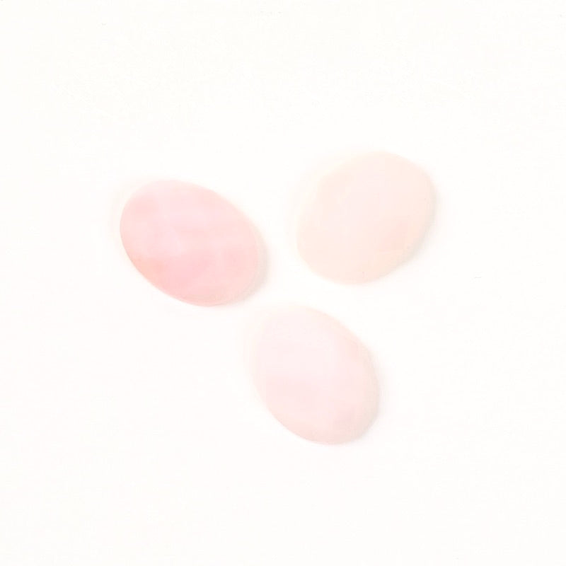 Cabochon pierre naturelle Ovale facetté 6 x 8mm Opale rose