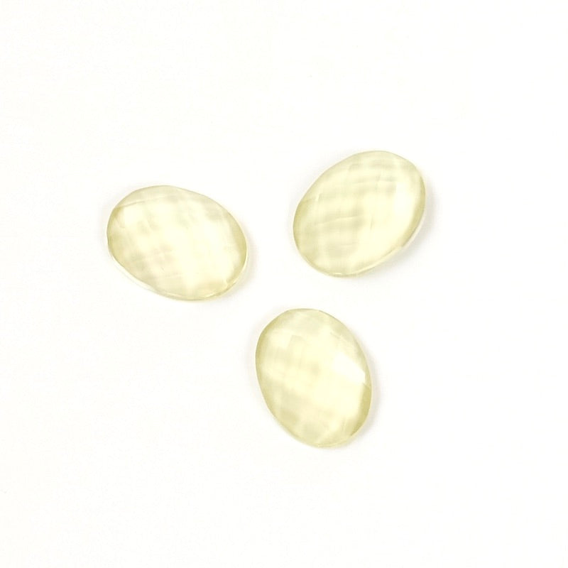 Cabochon in pietra naturale ovale sfaccettato 6 x 8 mm Oro verde limone