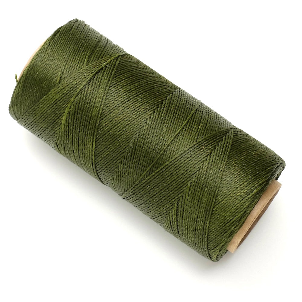 Bobine de fil ciré Linhasita 0,5mm pour micro macramé - Olive