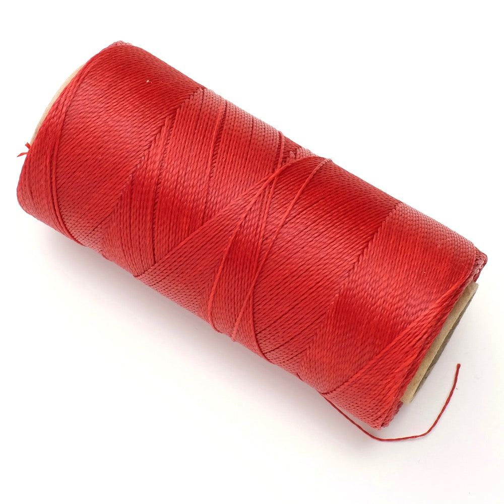 Bobine de fil ciré Linhasita 0,5mm pour micro macramé - Rouge vif