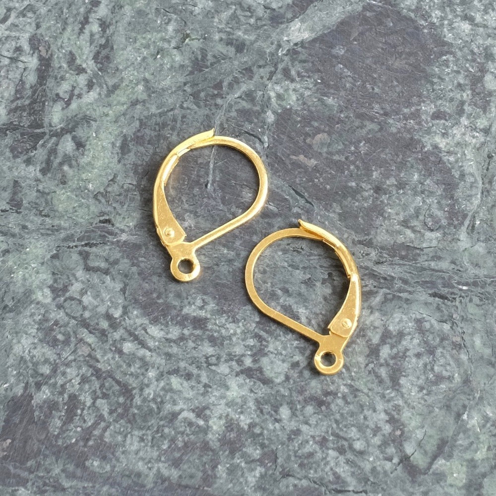 Boucles d'oreilles Dormeuses en laiton Plaqué Or 24K, la paire