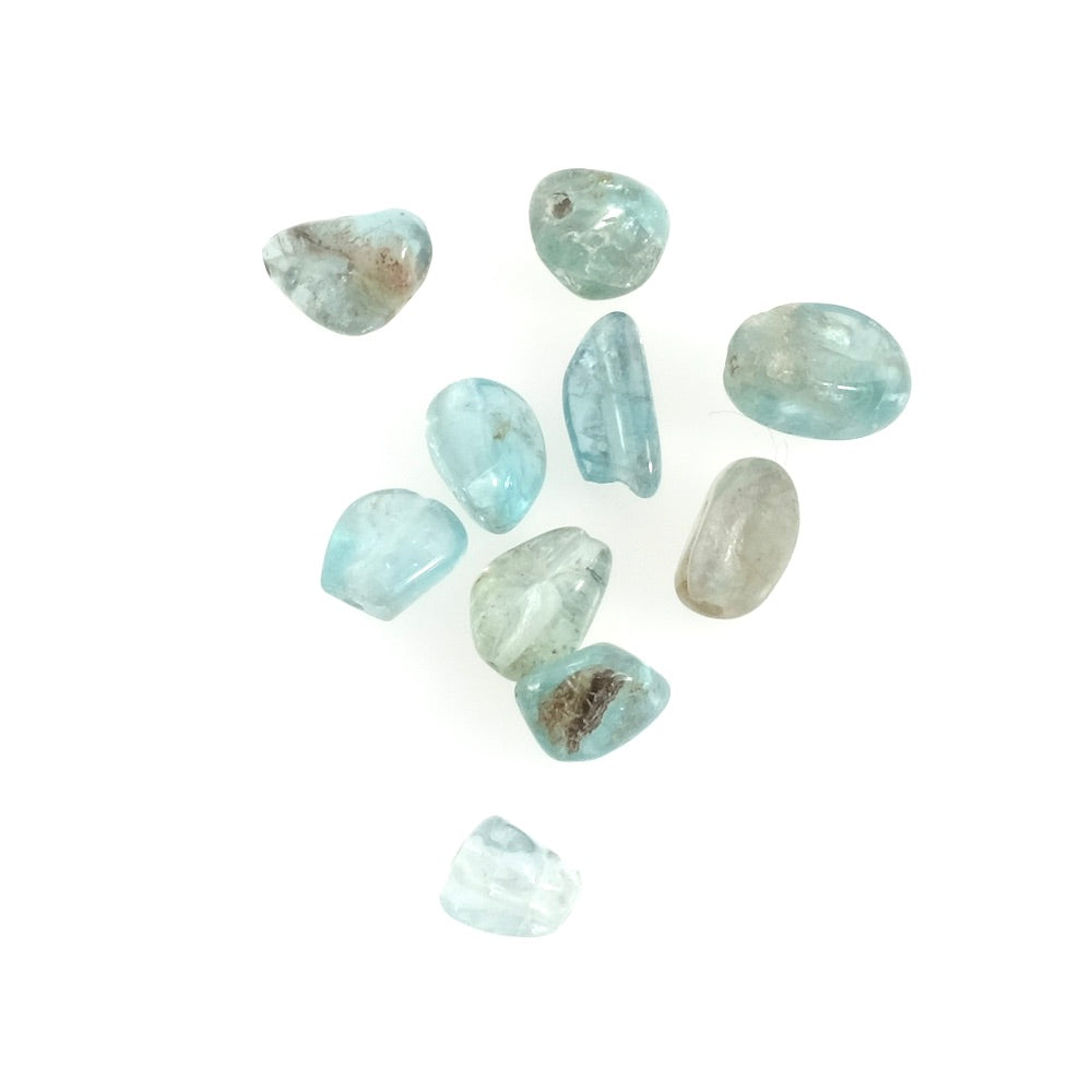 10 perle di apatite naturale irregolare